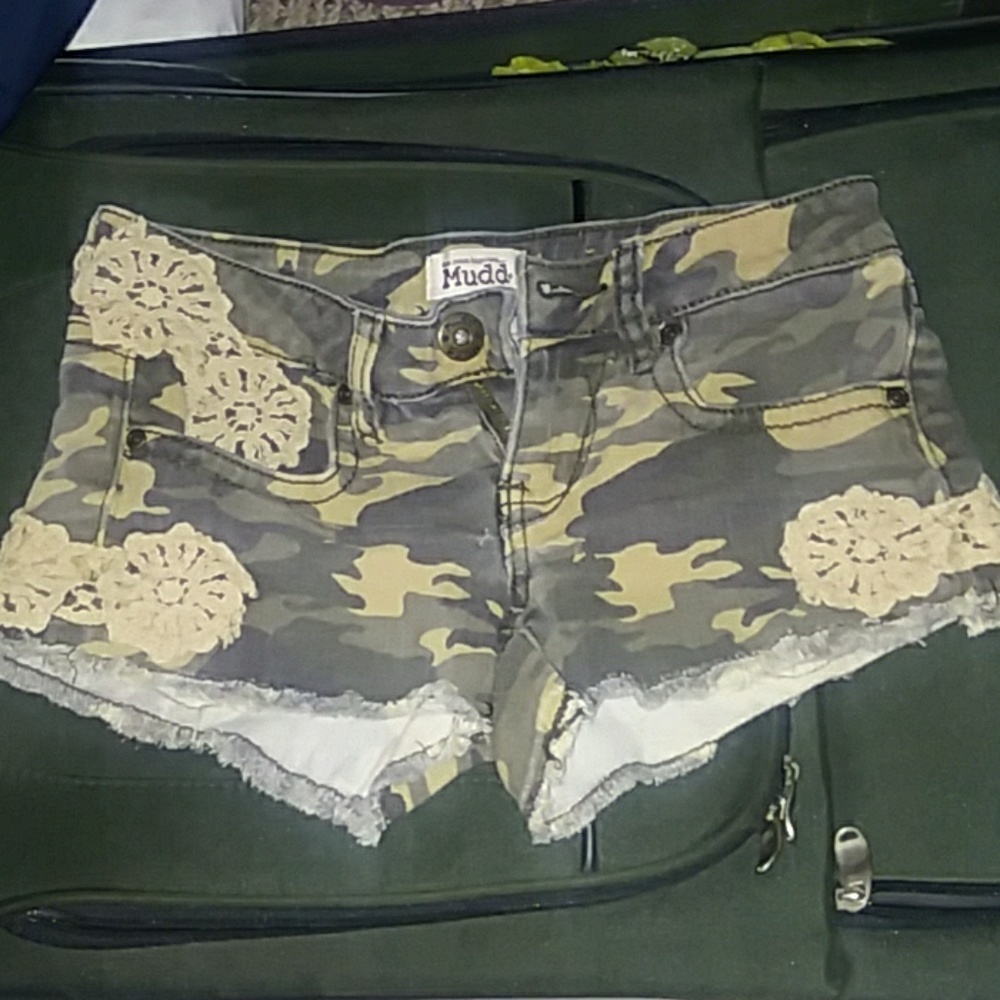 camo jean shorts